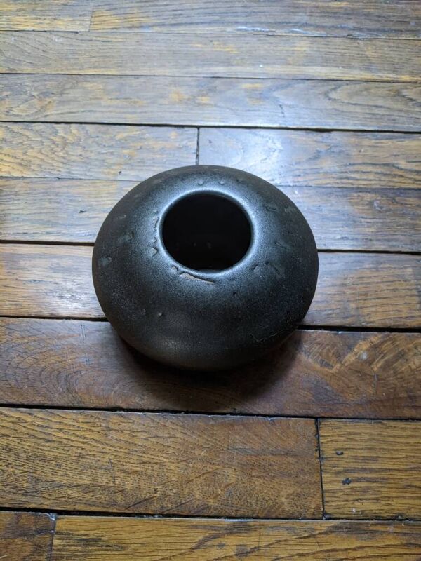 Vase en céramique artisanale japandi