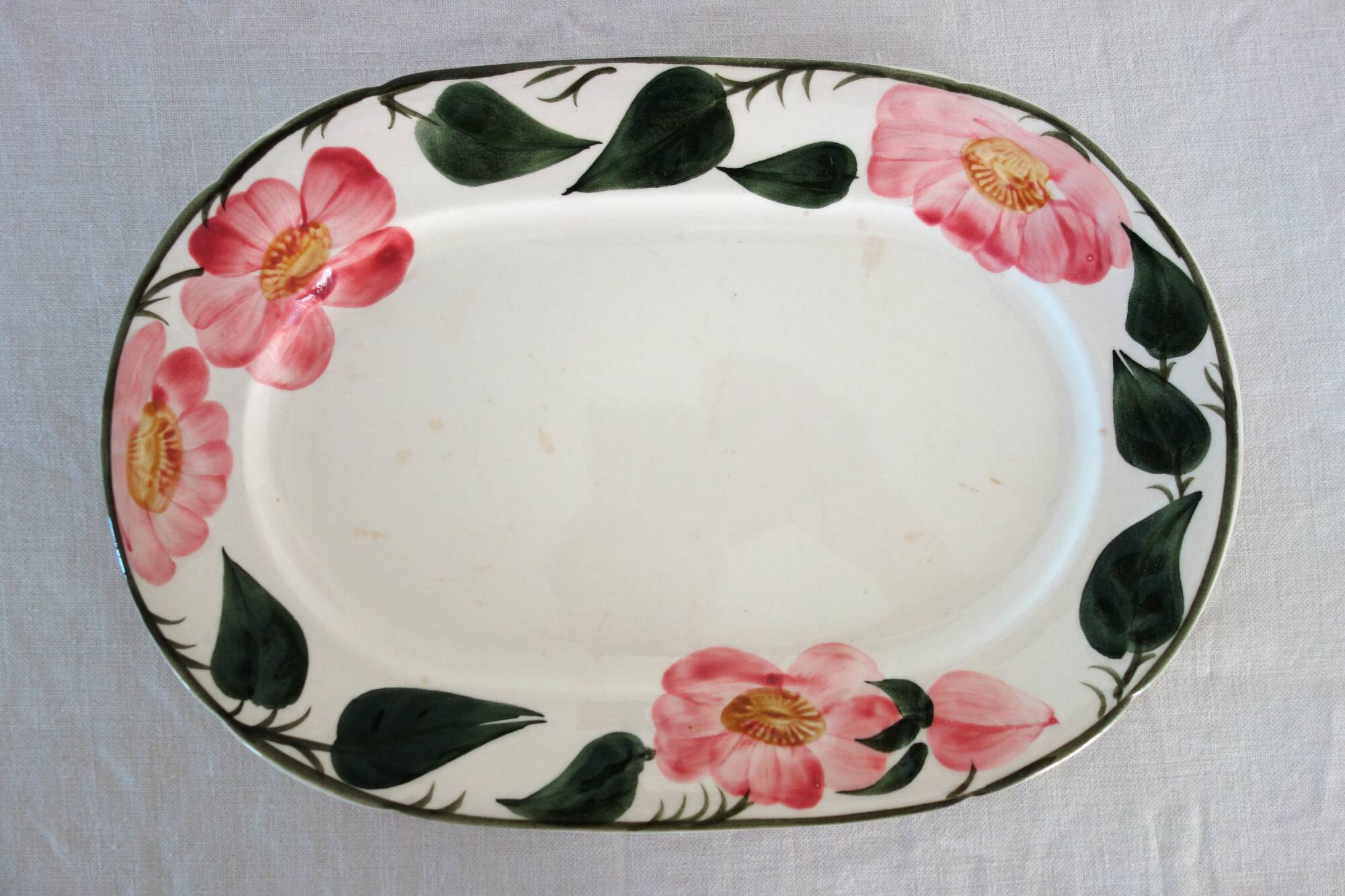 2 service plates Villeroy & Boch "Wild Rose", 1970