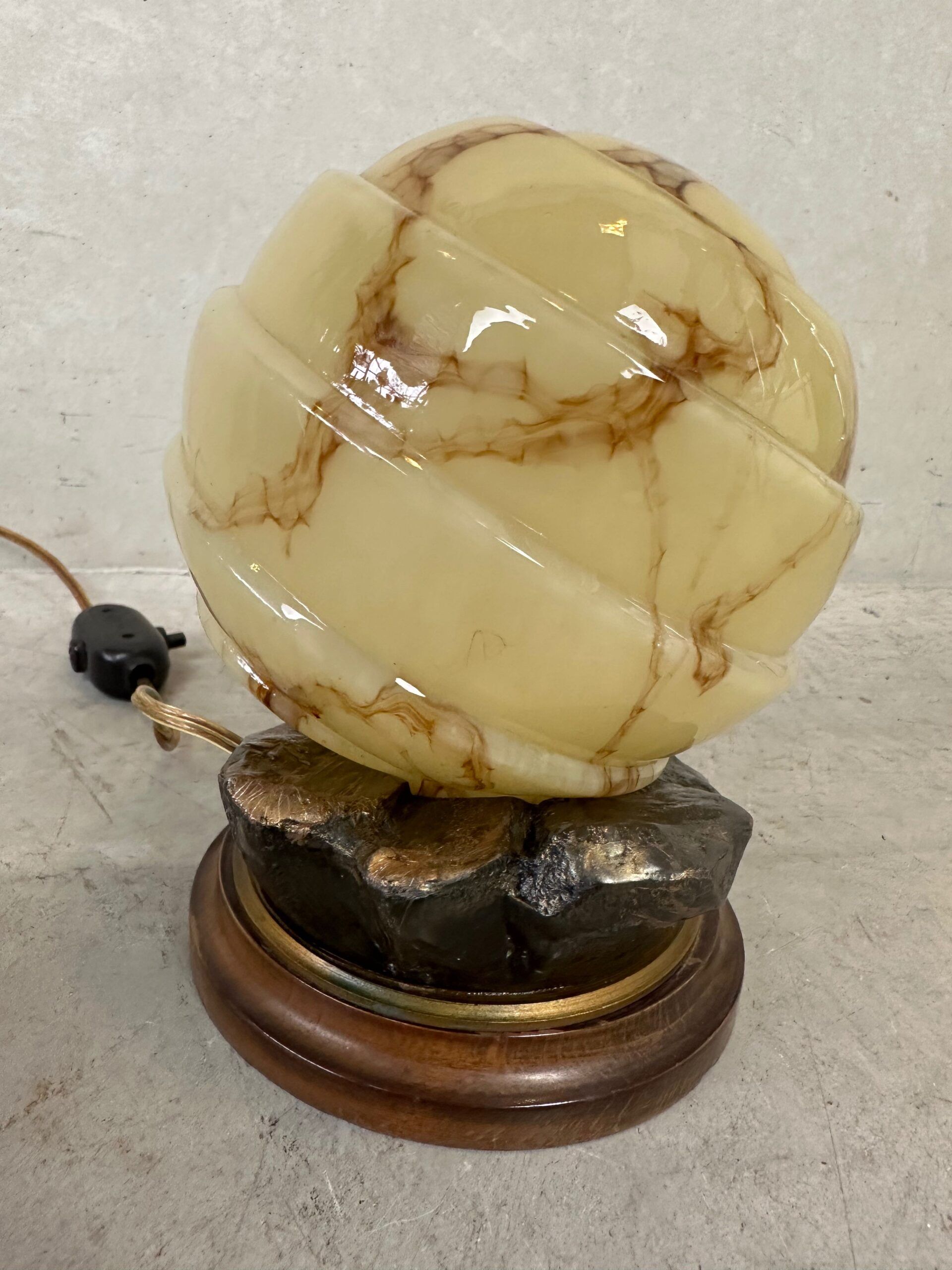 Art deco table lamp – J.M. Belgium