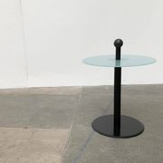 Table d'appoint postmoderne vintage d'Ikea
