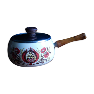 Fondue pot from the 1970s