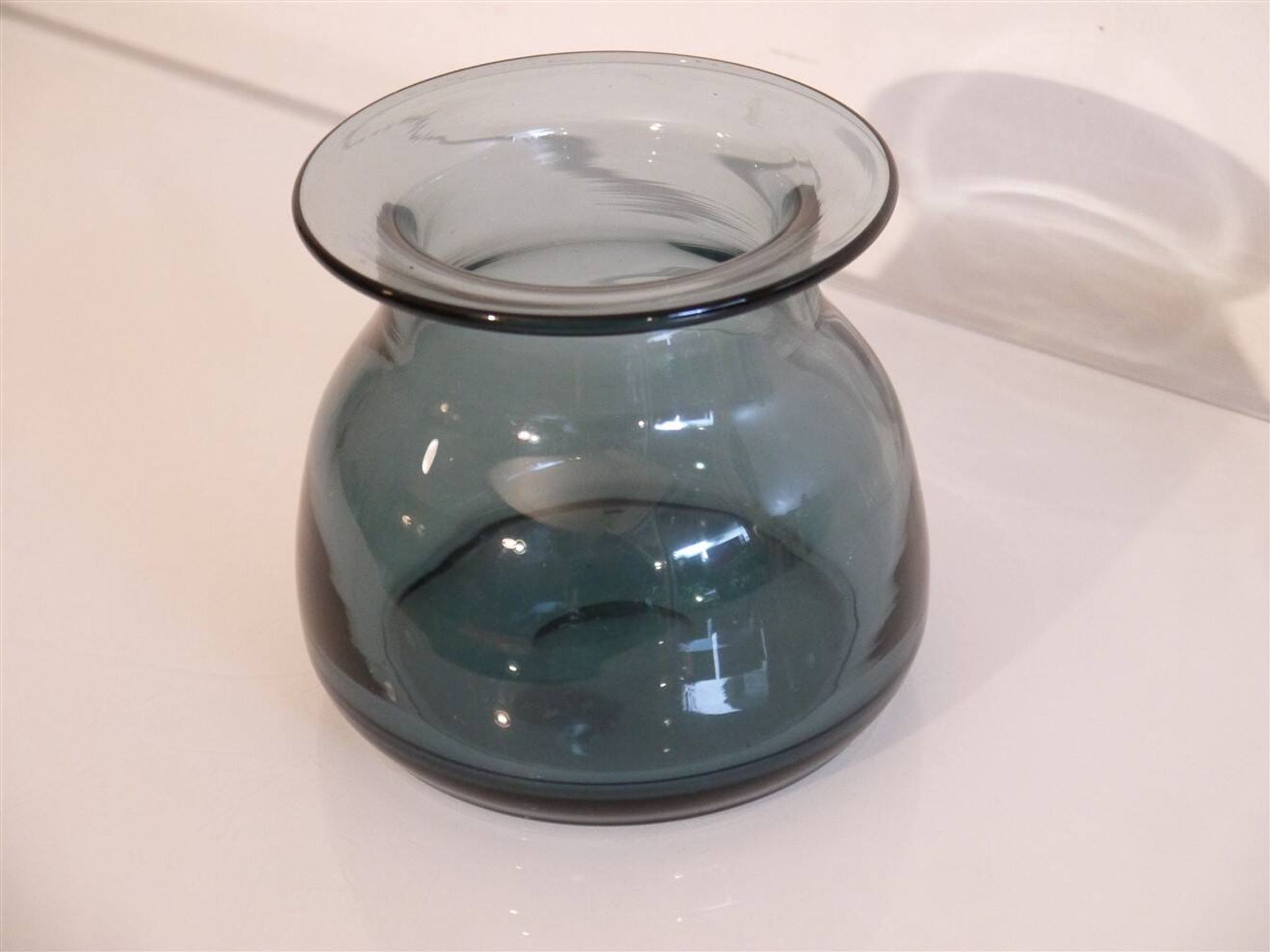 Vase finlandais en verre souflé 1970