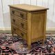 Commode anglaise en noyer du début XXème