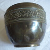 Cache pot brass floral décor
