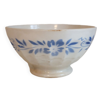 Ribbed bowl old blue flower décor