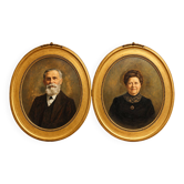 Pair of oval portraits – Napoleonic III period – Oil on panel – Signed La