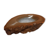 Empty stone pocket