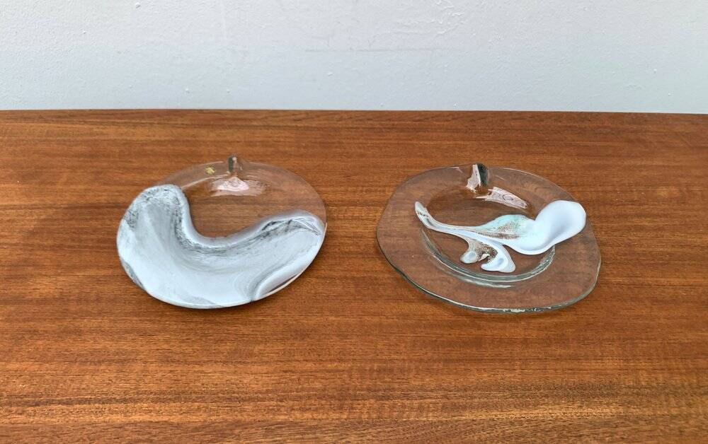 German Vintage Art Collection Richartz Plate and Bowl in Glass by Hans Jürgen Richartz for Mathildenhütte, Solingen, Set of 2