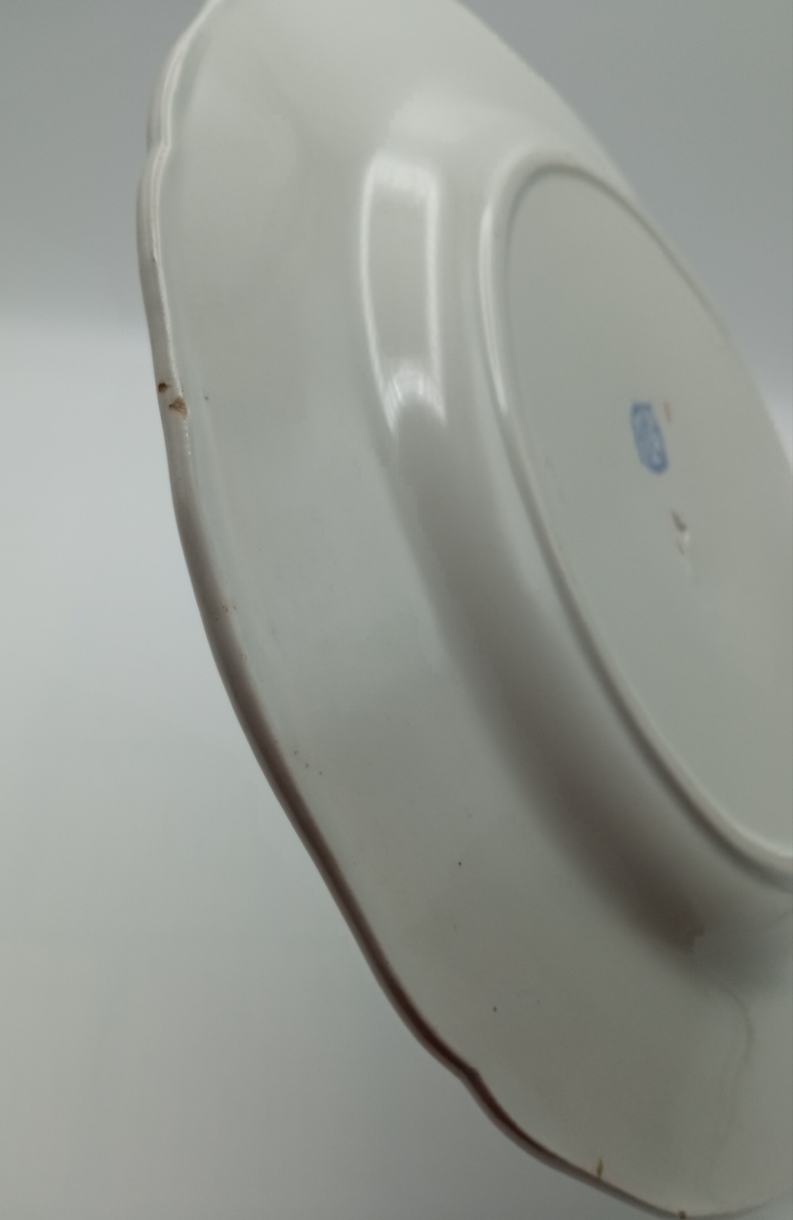 Assiette en faïence " modèle Rouen"