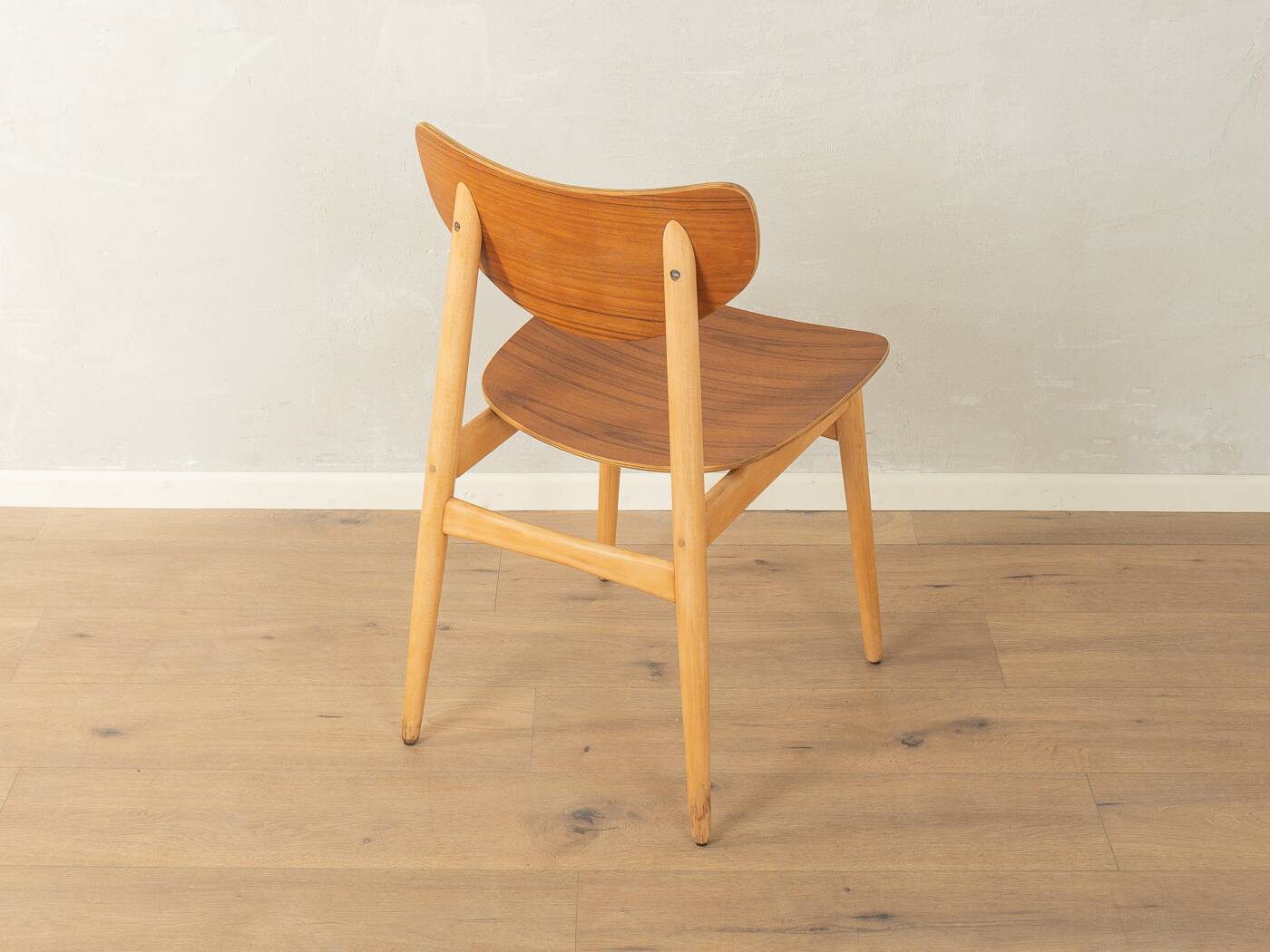 Chaises en contreplaqué des années 1950