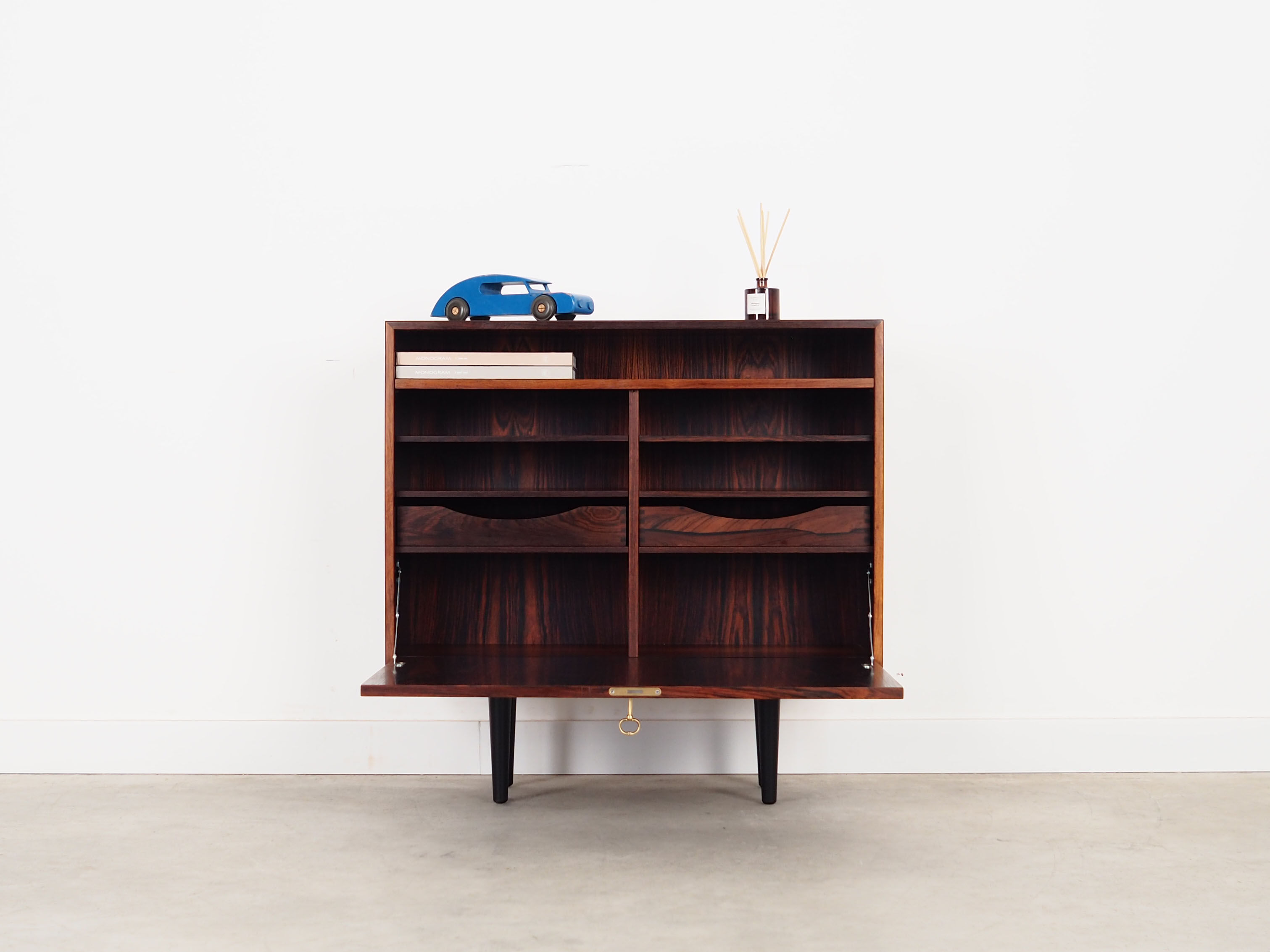 Rosewood cabinet, Danish design, 1970s, production: Horsens Møbelfabrik