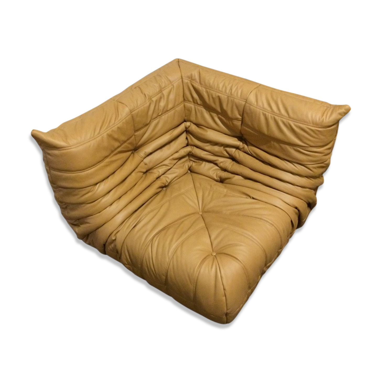 Togo corner chair model designed by Michel Ducaroy 1973