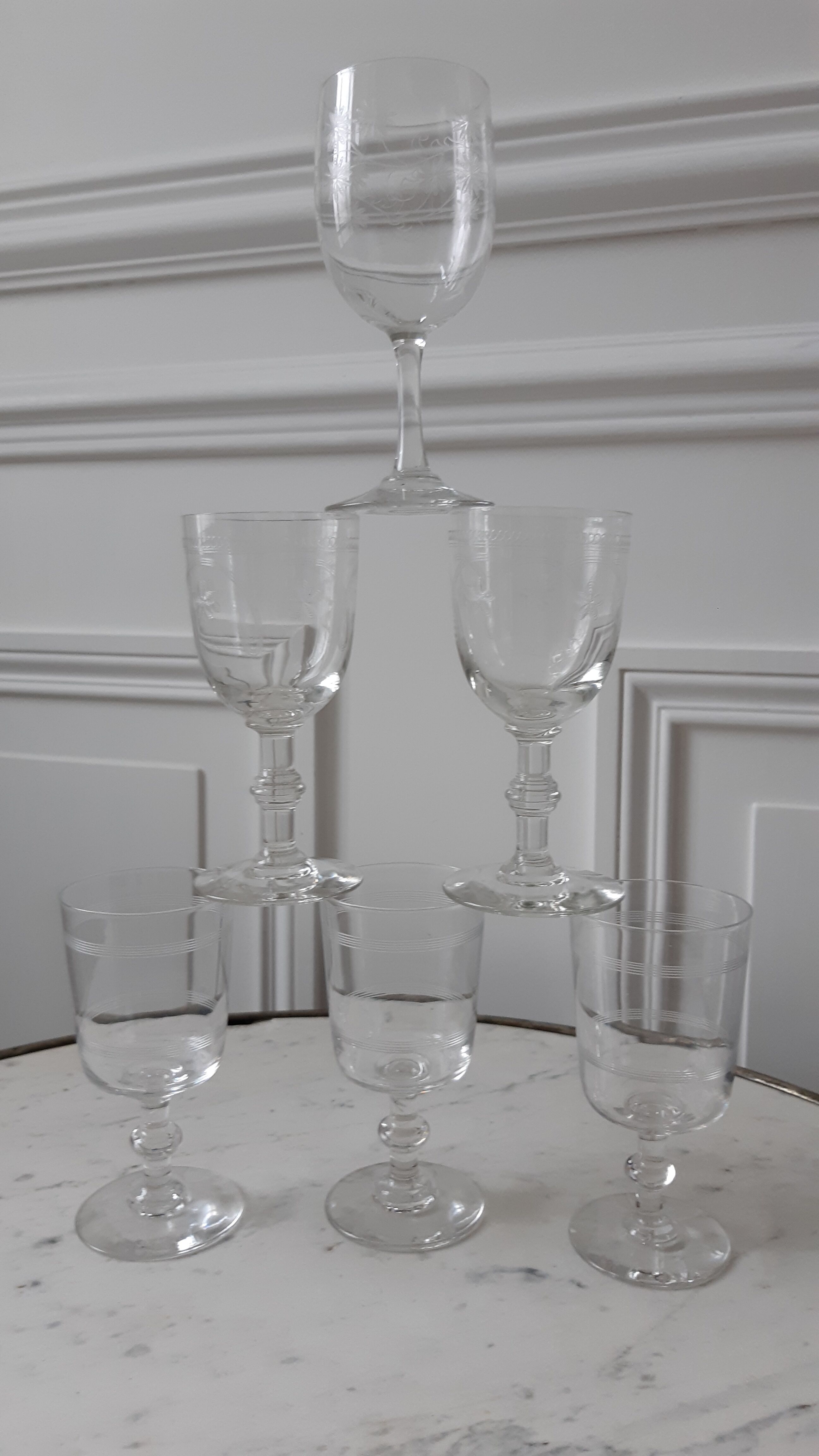 Set of 6 crystal wine glasses engraved 40-50s