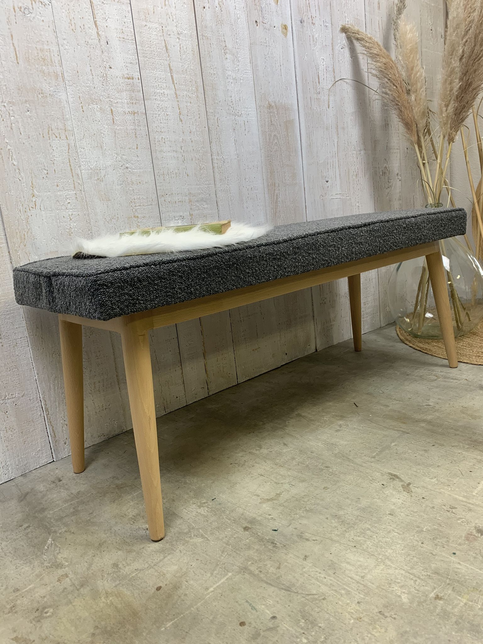 Scandinavian bench grey curls