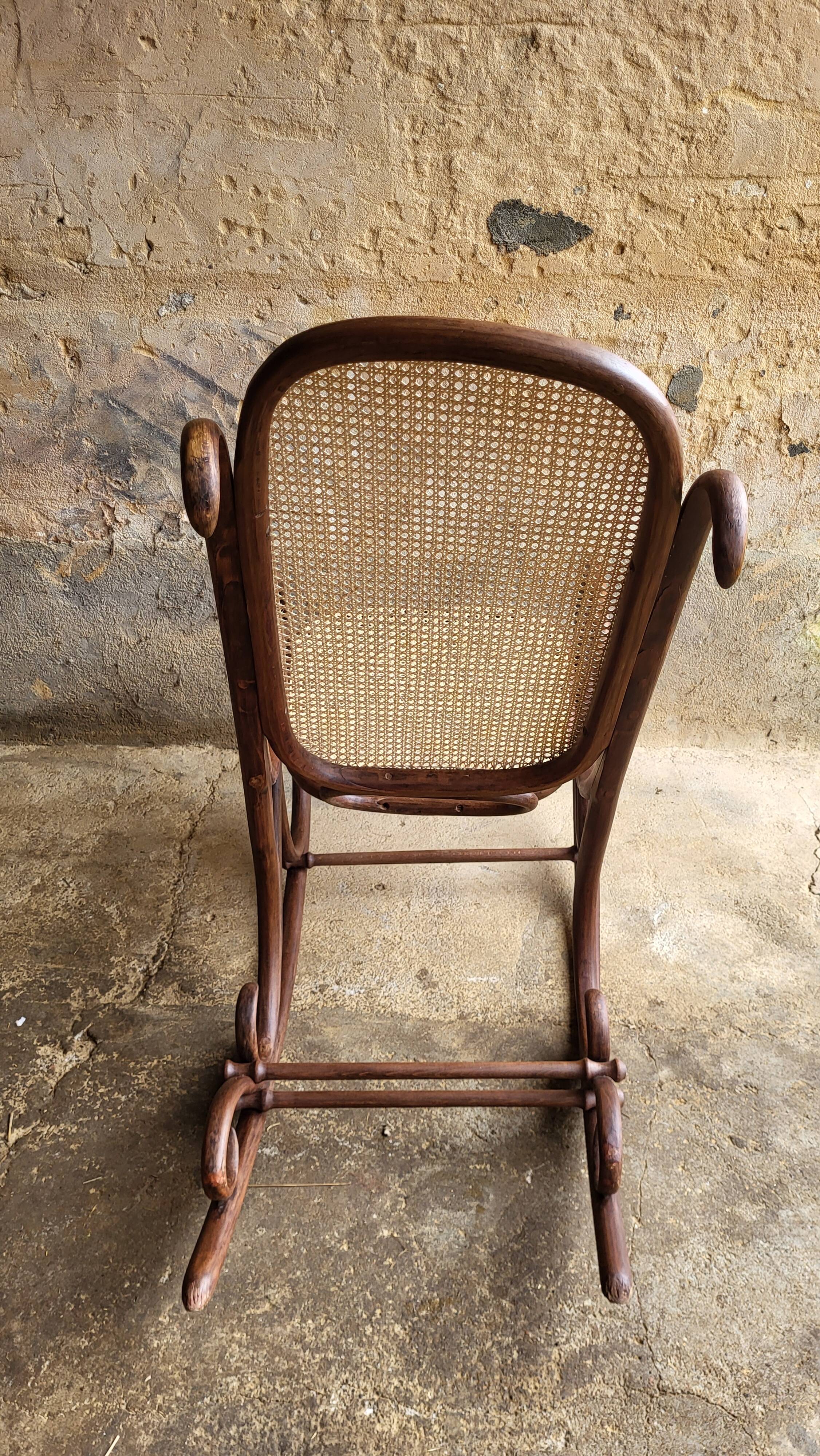 Rocking chair - Bentwood Rocking Chair