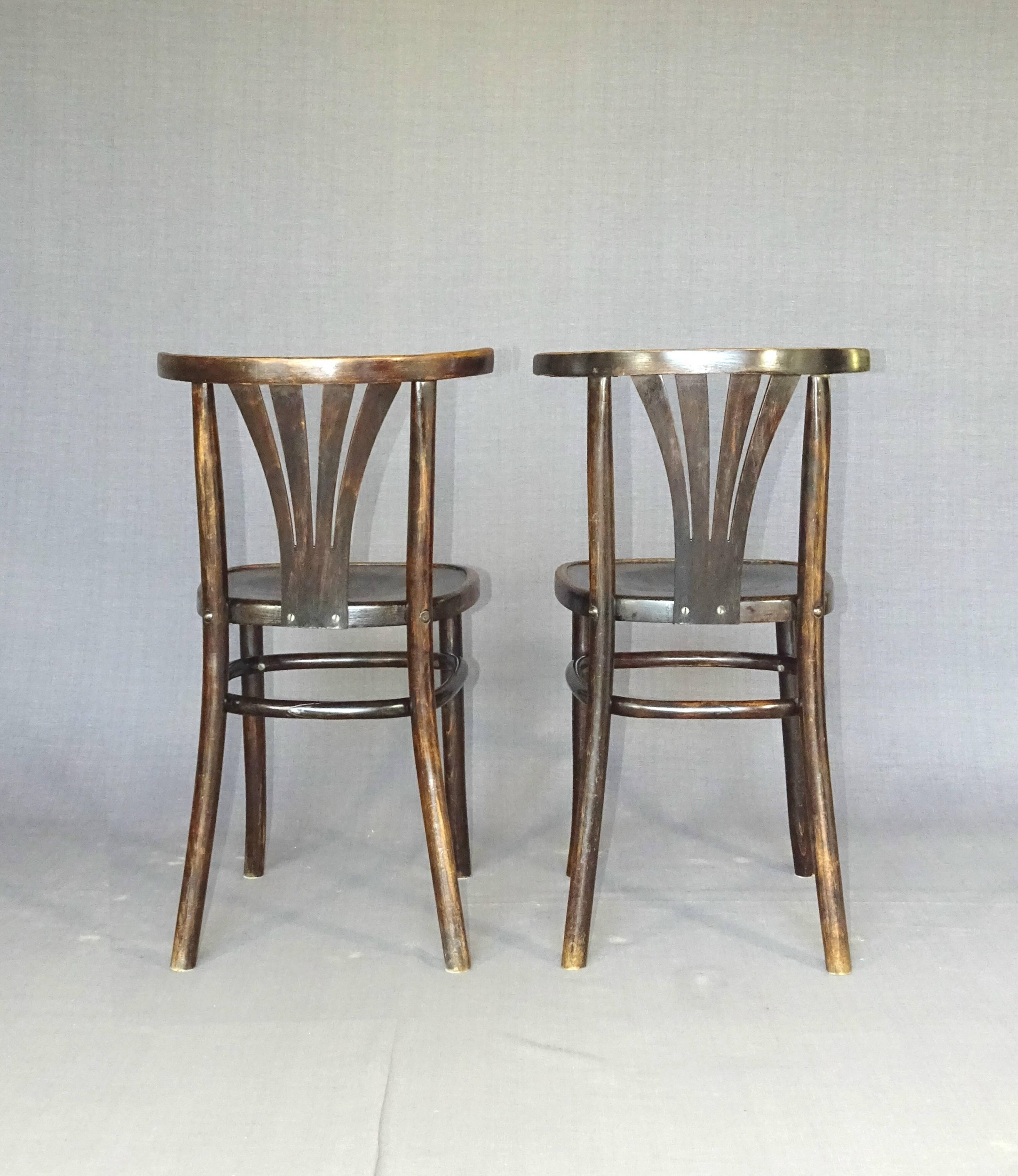 2 chaises " bistrot " Pologne 1939 Bentwood