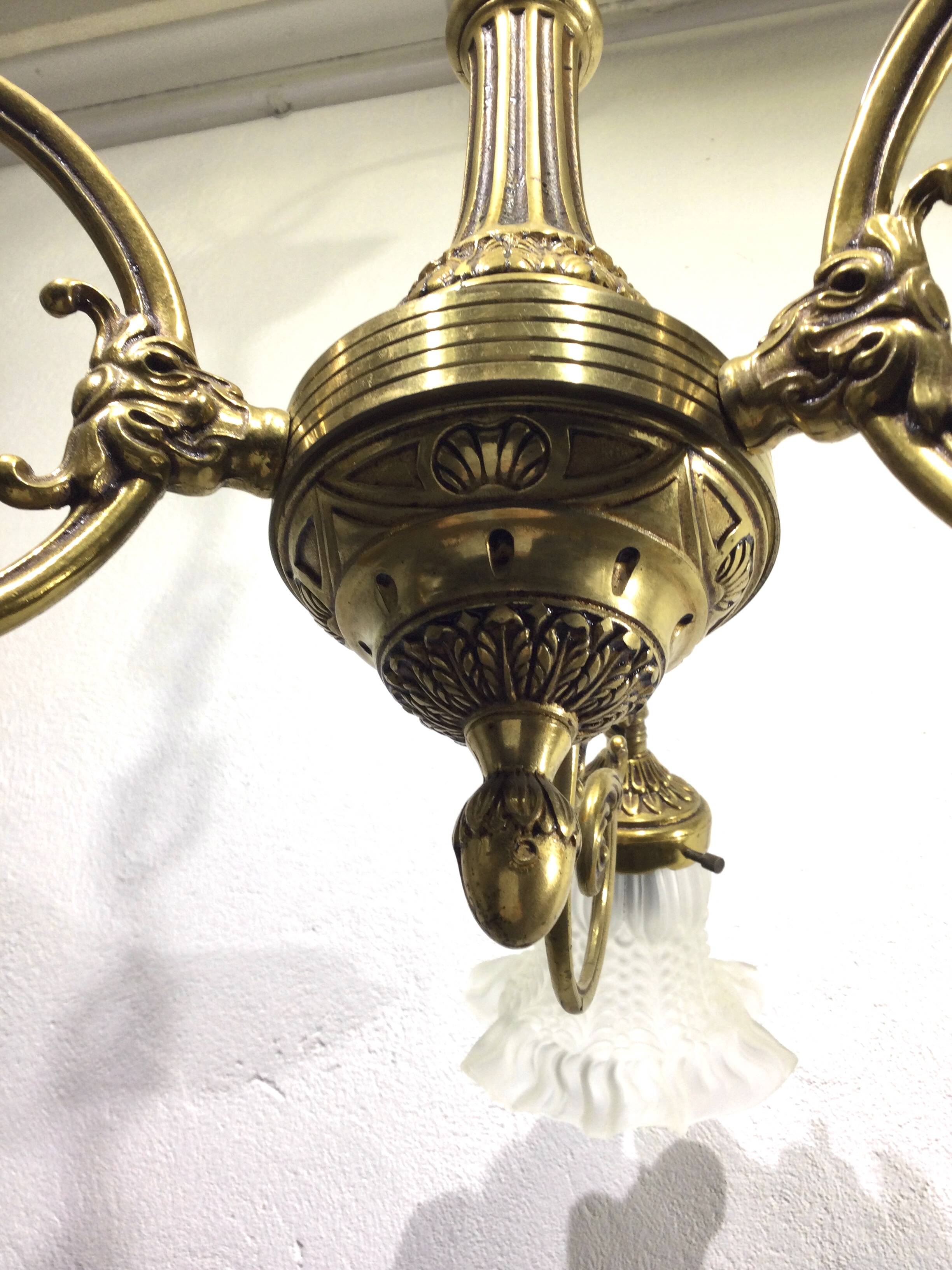 3-light chandelier in bronze and glass tulips