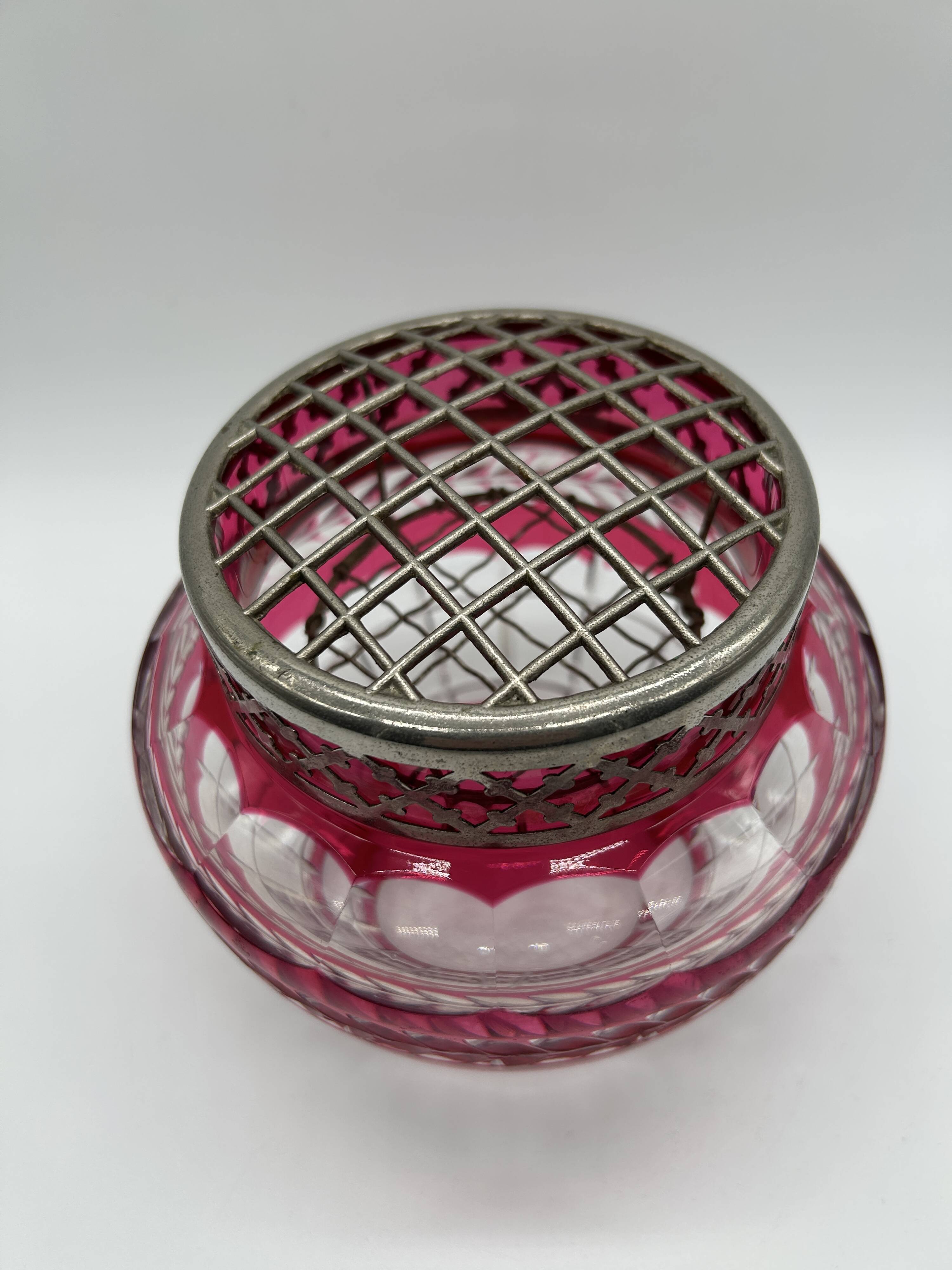 Crystal flower holder from the VSL Art Deco period.