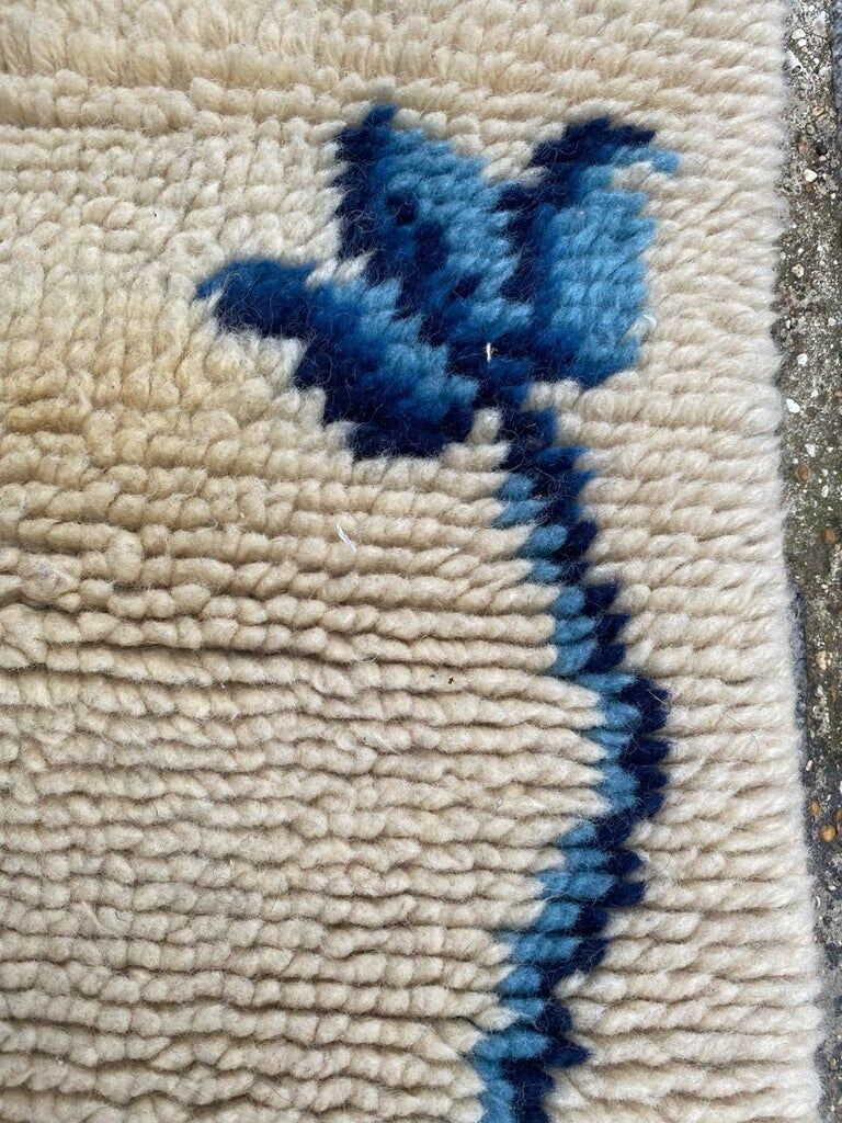 Cogolin carpet hand-knotted vintage France 128x70 cm