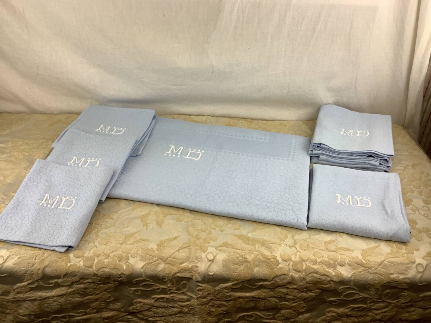 Vintage nappe & serviettes damassés monogramme
