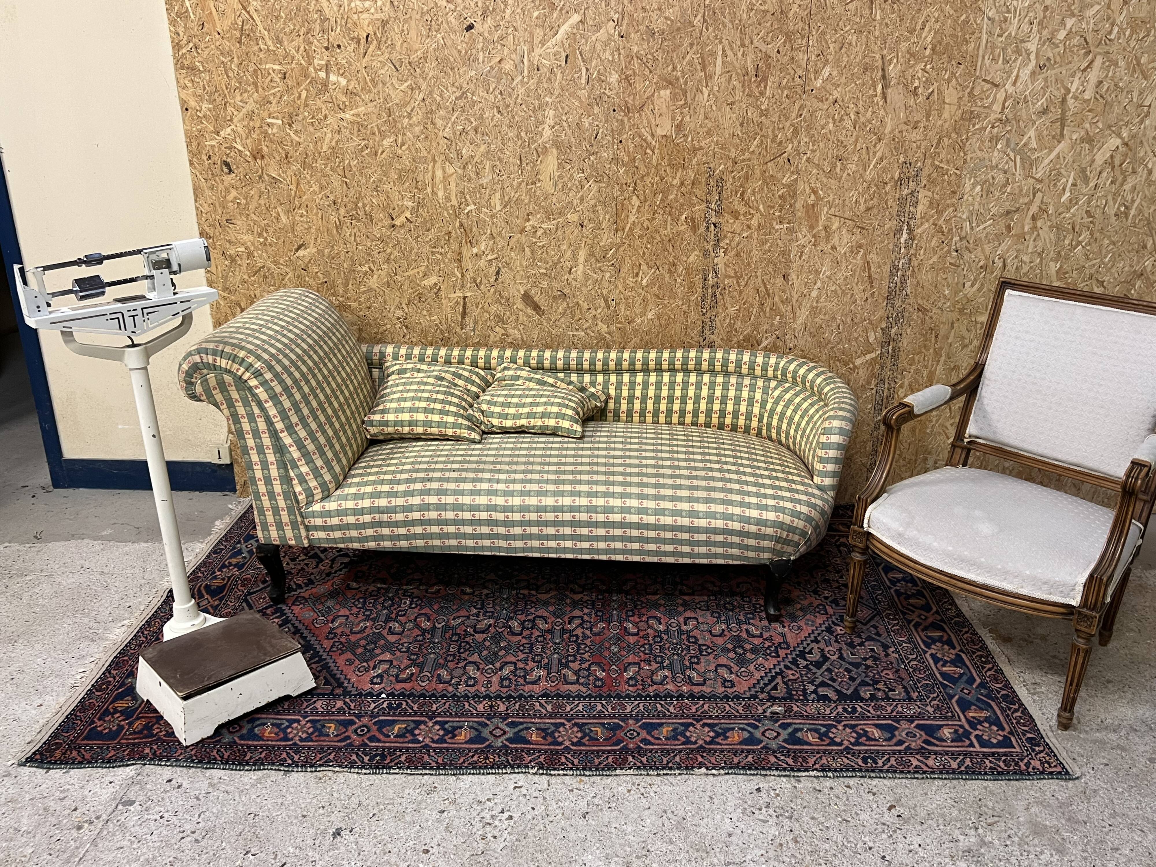 pretty old daybed, late nineteenth century, Napoleon III