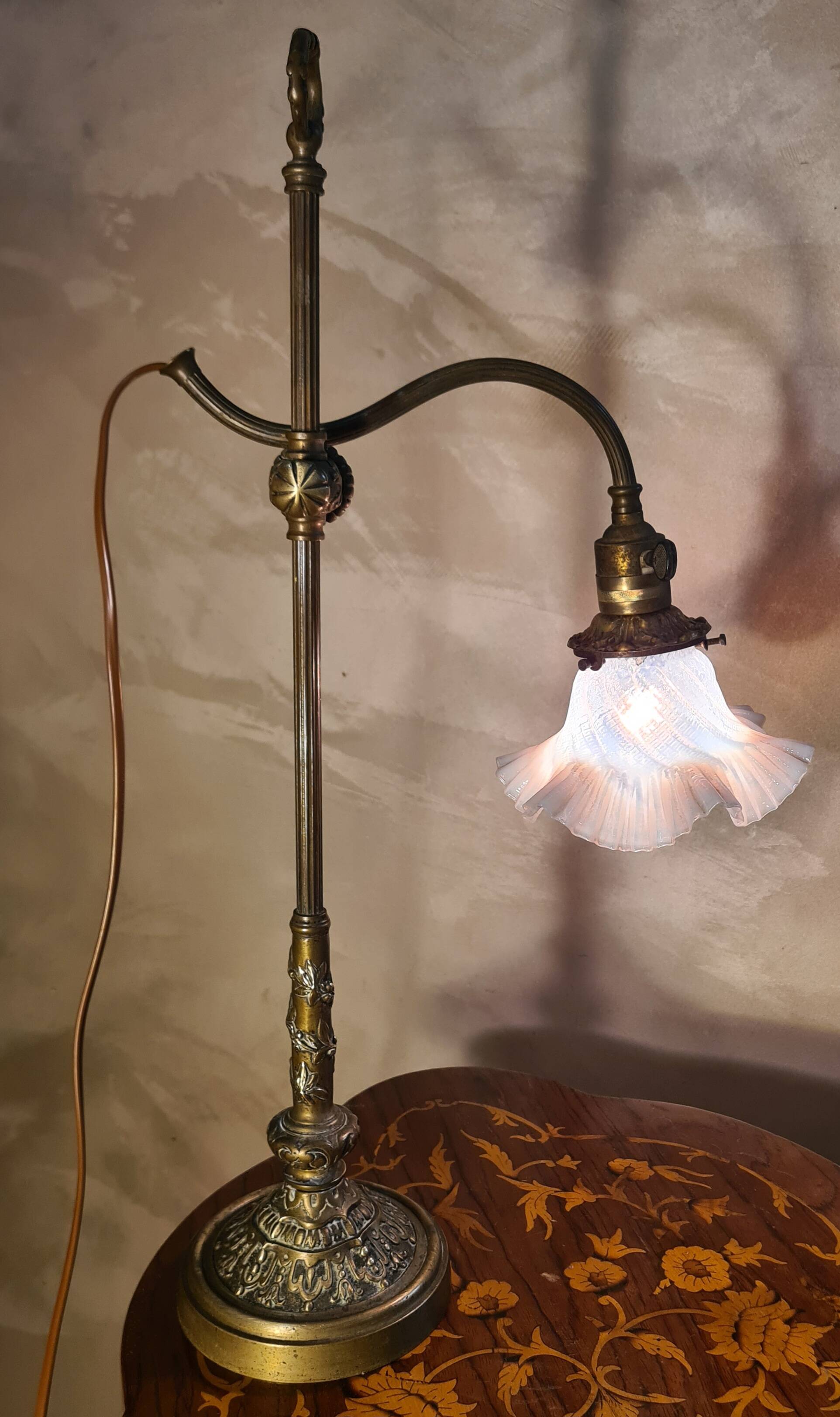 antique Art Nouveau lamp from 1890 to 1910 with blue opalescent lace glass