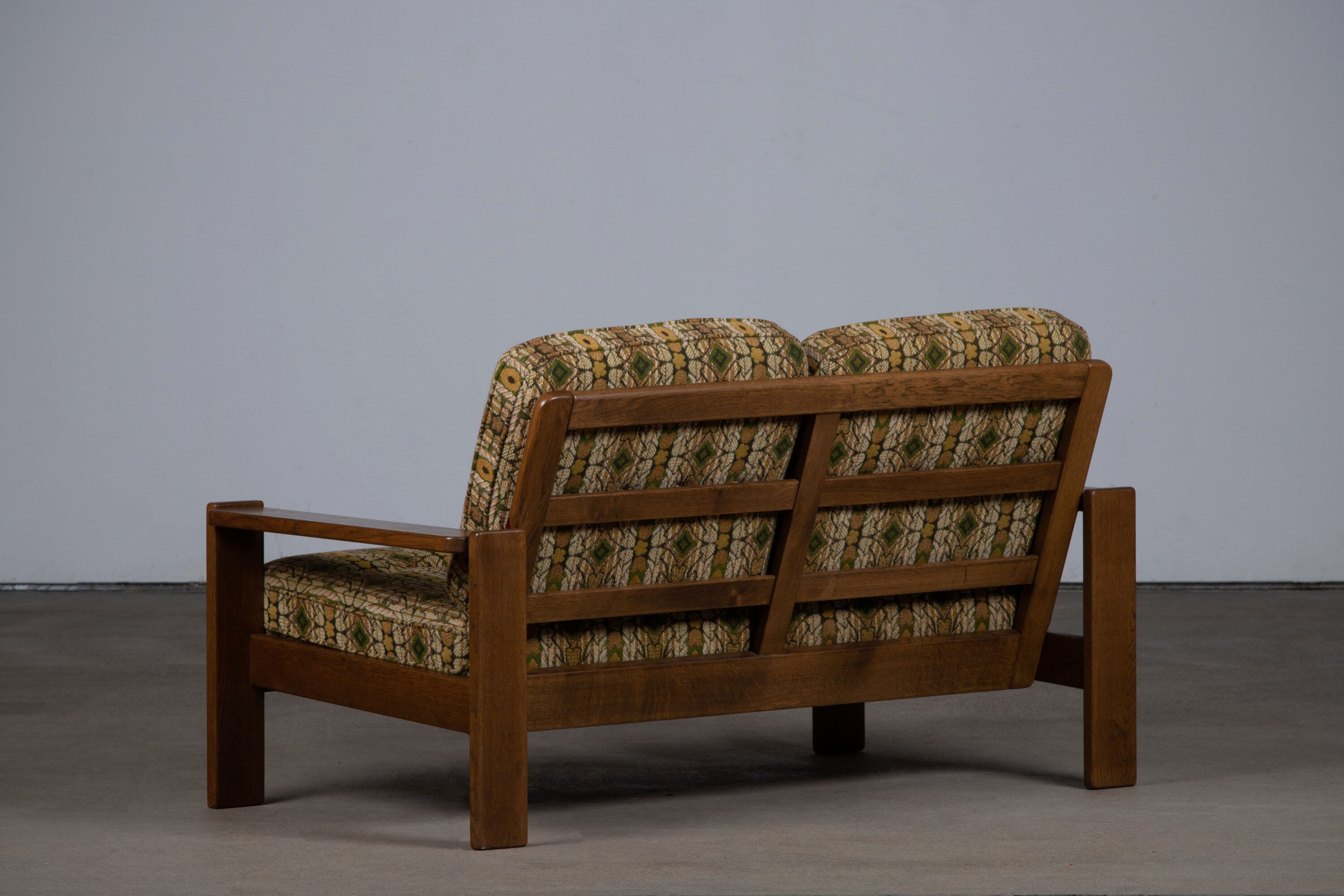 Vintage sofa – 146 cm