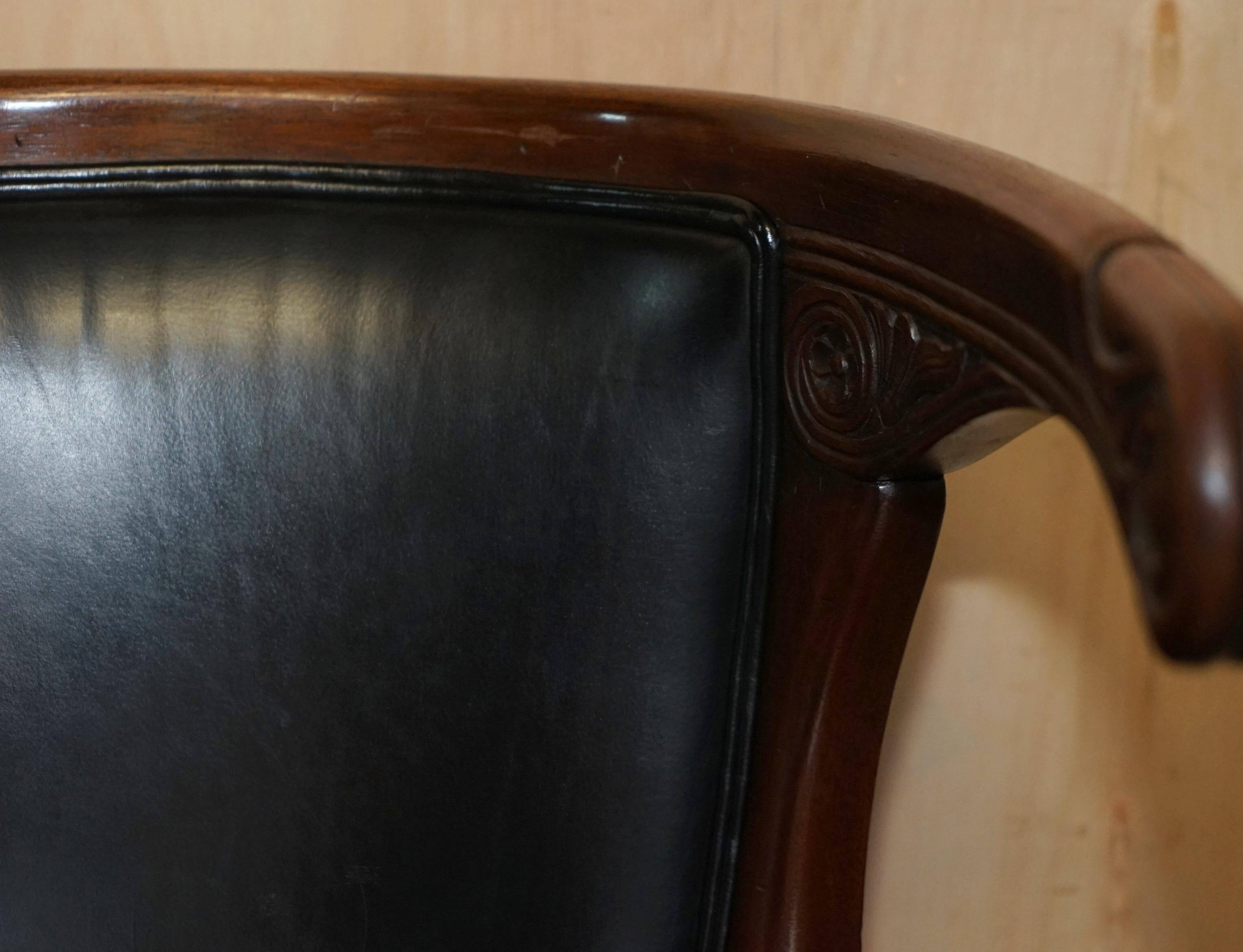 Original Regency office chair in leather and hardwood, style 1815.