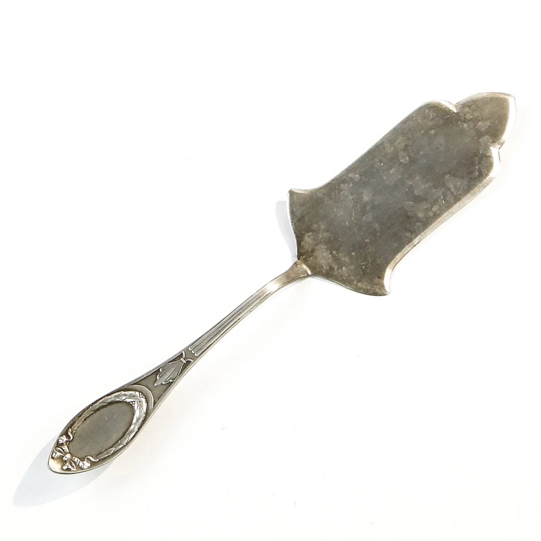 Cake server, Art Nouveau, silver-plated brass, Argentor, Hungary, early 20th century