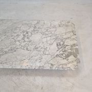 Table basse en marbre italien années 1970