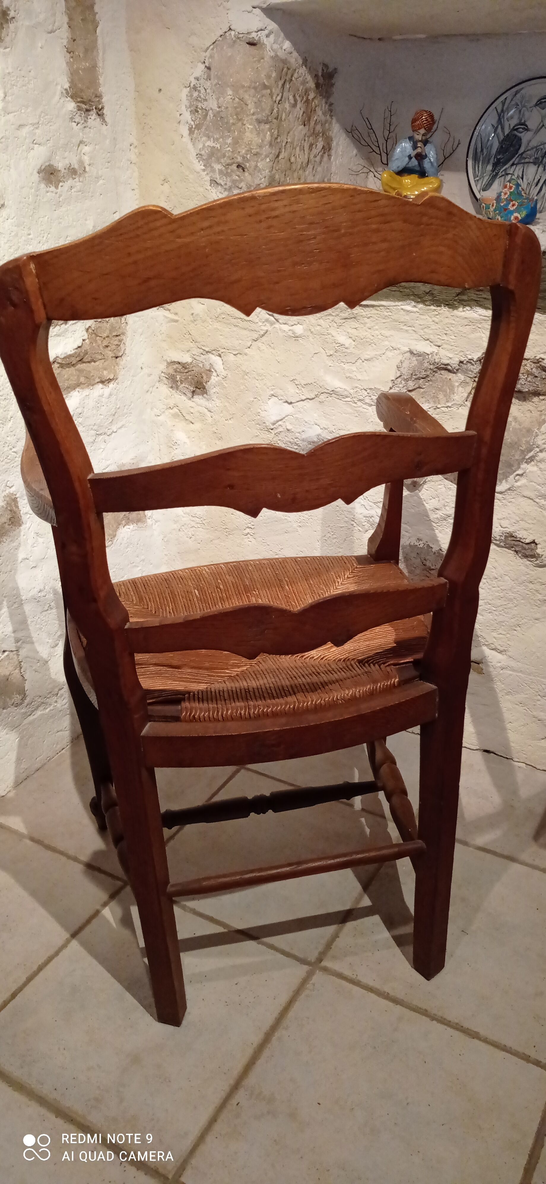 Antique mulched armchair