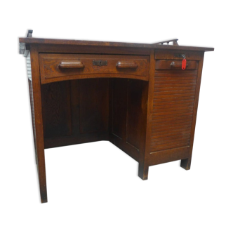 Oak desk from the 1930s