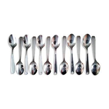 Set of 12 silver-plated coffee spoons in "shell" design.