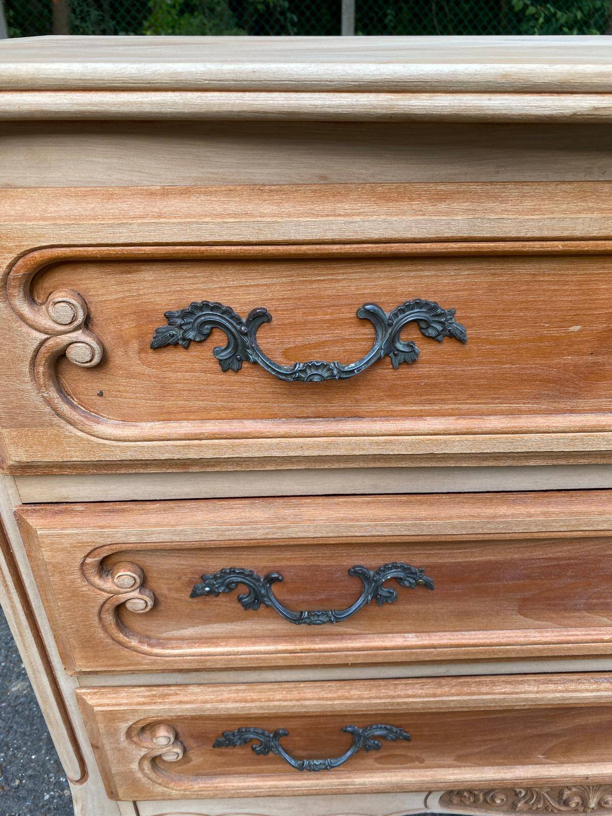 Bibus Louis XV chest of drawers renovated in raw solid wood and marquetry
