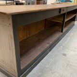 Large trading furniture