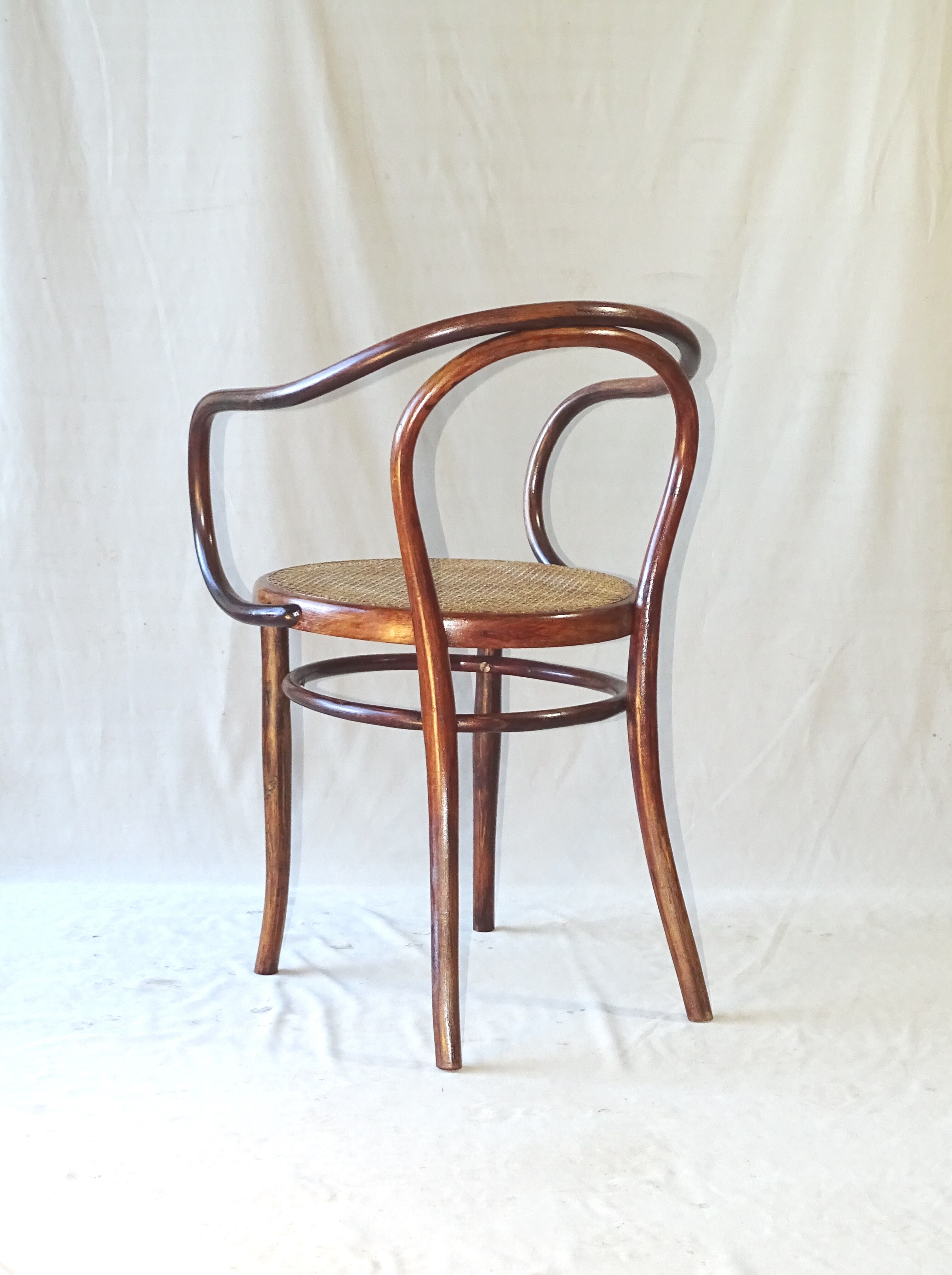 Armchair B9 Le Corbusier from 1910 by Kohn, Cannage neuf