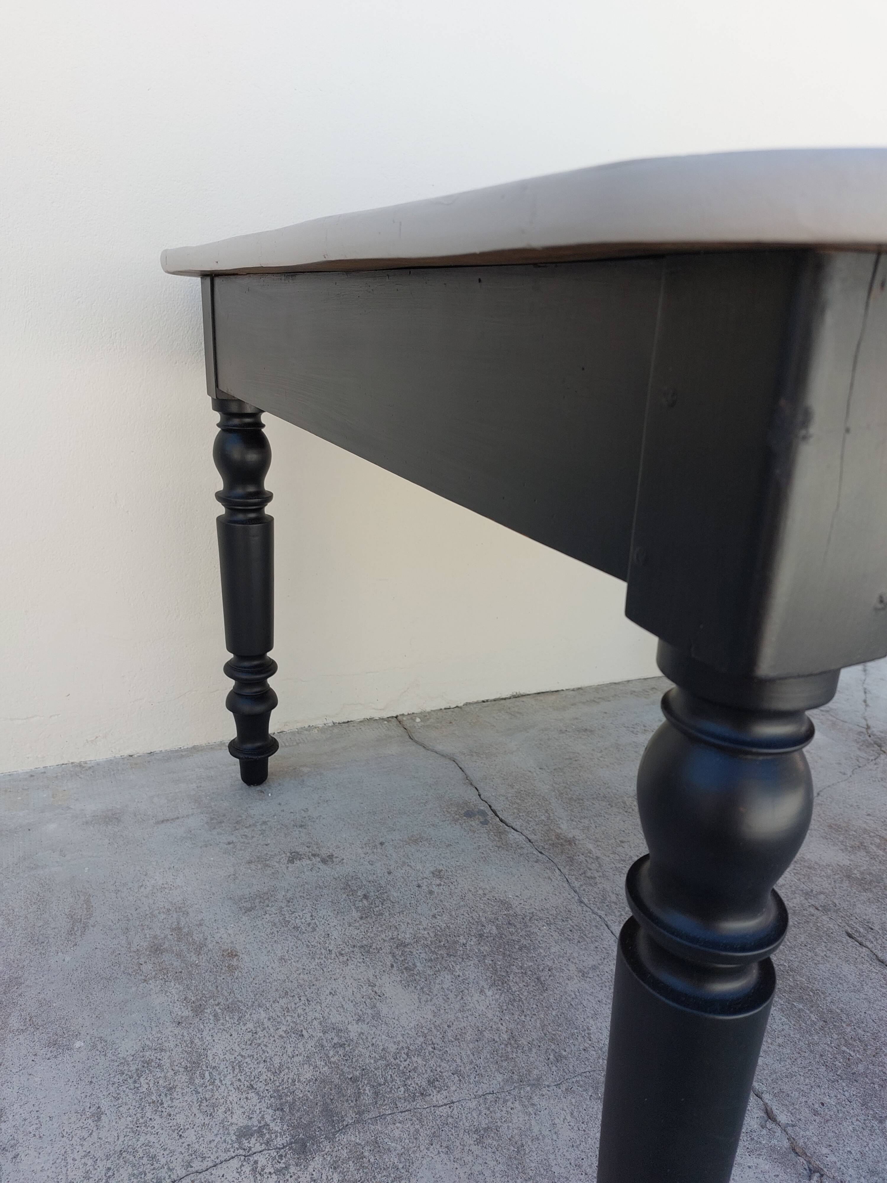 Old farmhouse table 1900 patinated