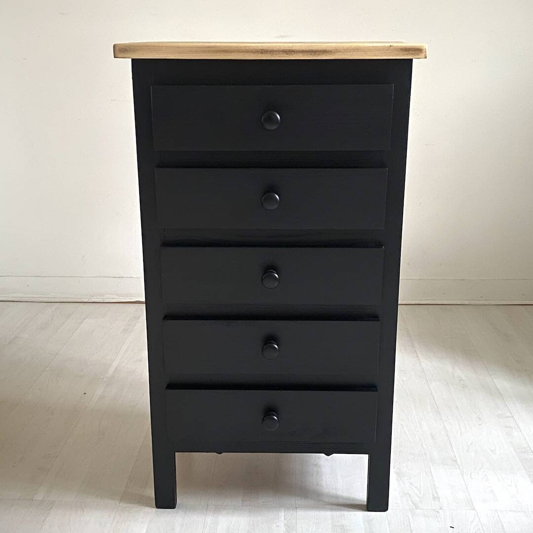 Small vintage 50's chest of drawers