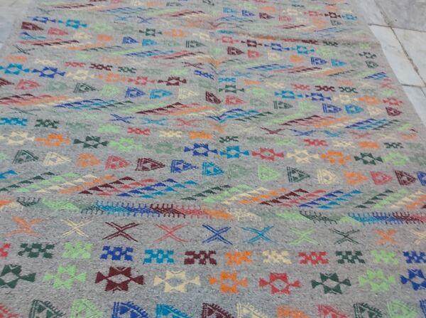 Tapis ethnique multicolore 130x207cm