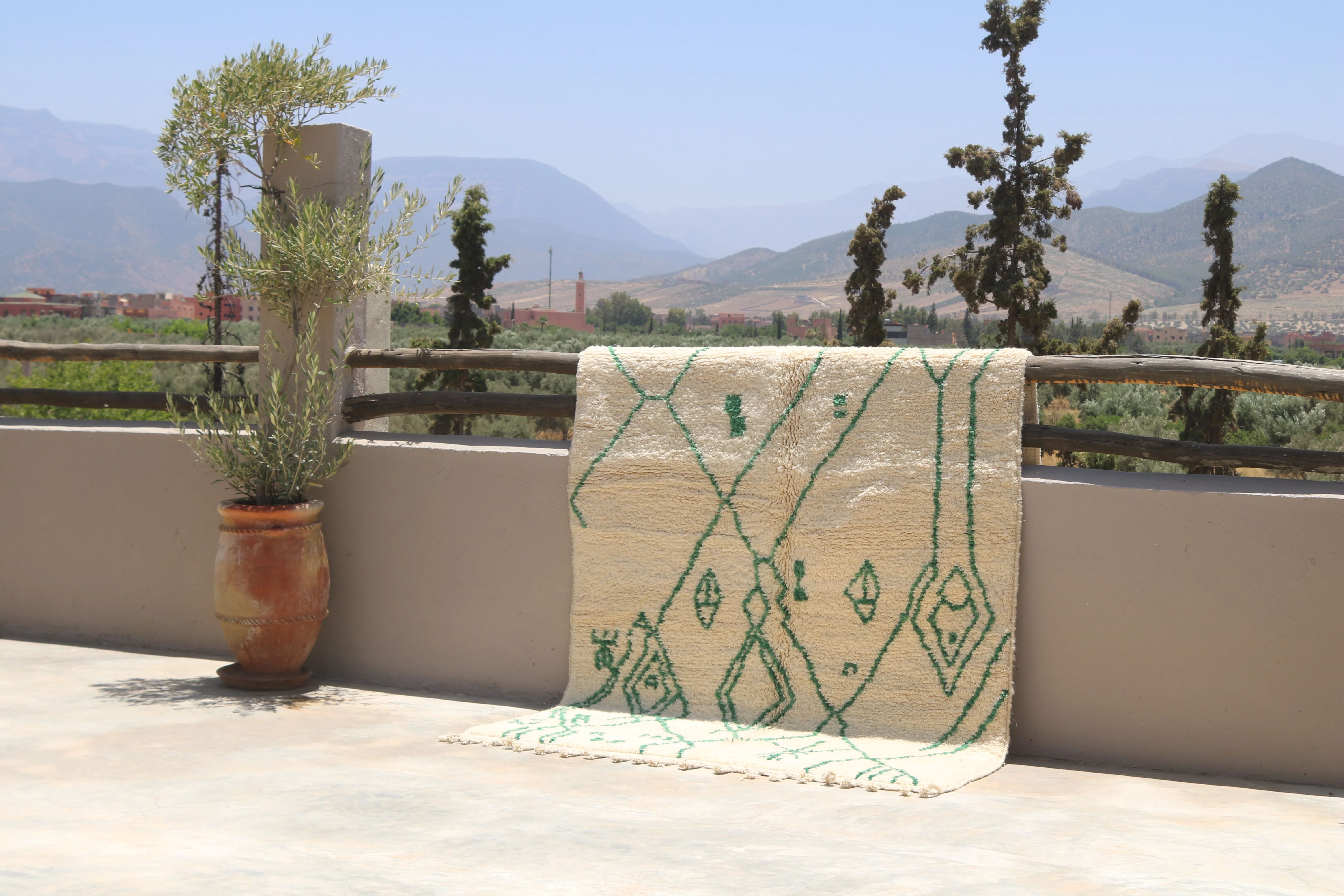 Colourful handmade rug, 255 x 160 cm - AZ826