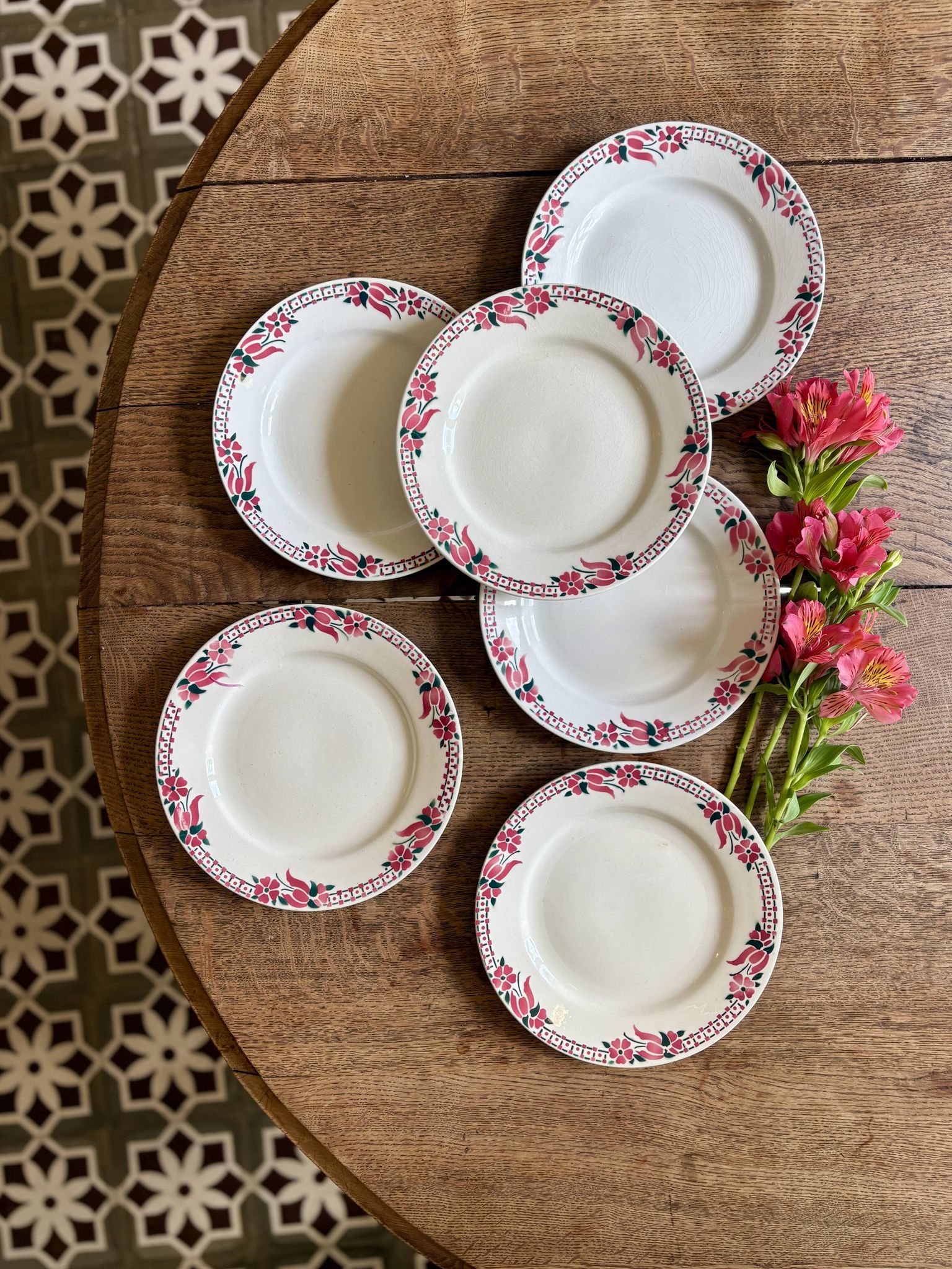 Set of 6 antique flat plates - Saint Amand Céranord