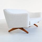 Illum Wikkelso model ML-140 three-seater sofa Laursen Denmark 1960