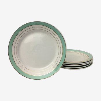 Set of 6 flat plates, on a white background, with a green marli bordered by a golden border.