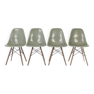 Light Seafoam Set (4) Herman Miller Eames DSW Dining Side Shell Chairs