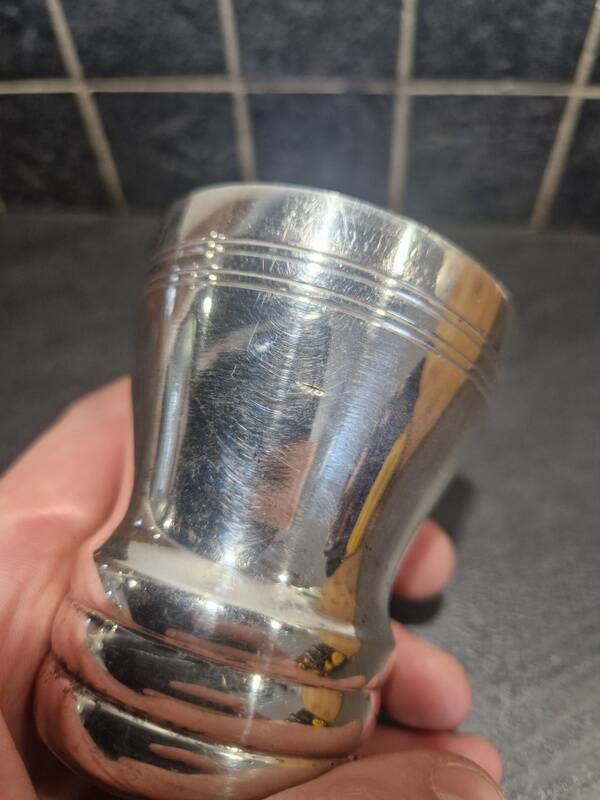 Master Goldsmith: Ste D - Silver-plated metal cup