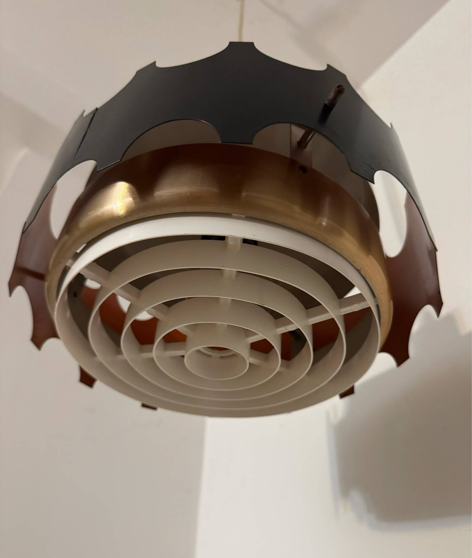 Suspension design 1960s black and copper