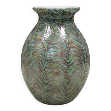 Vase magnifique en 3 couches de verre.