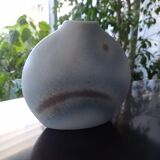 Porcelain vase of virebent
