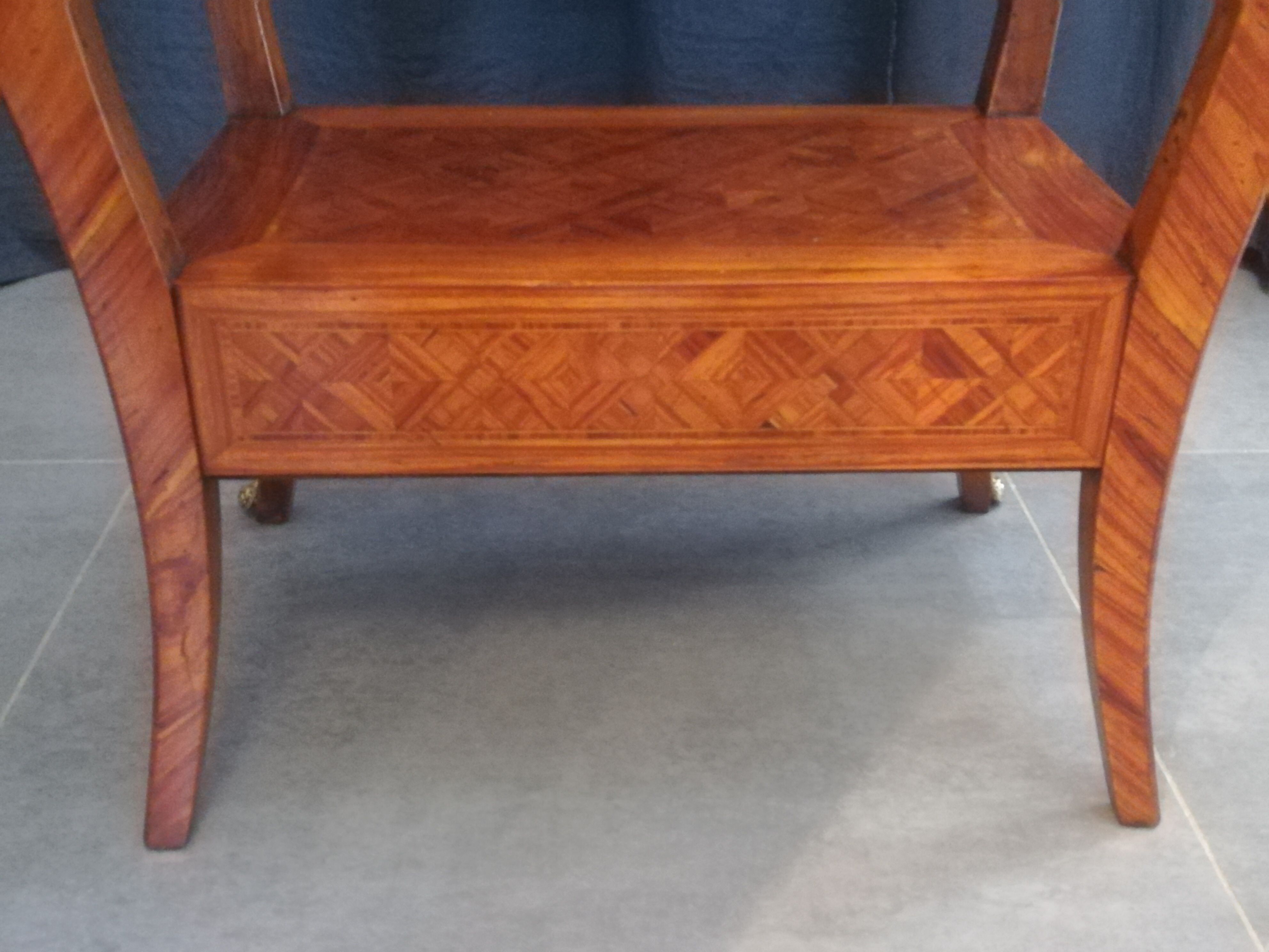 Lady's secretary in marquetry