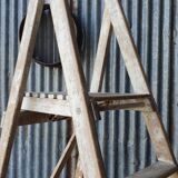 Painter's stepladder